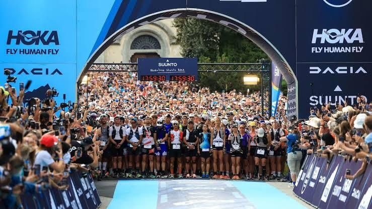 Départ de la course UTMB à Chamonix